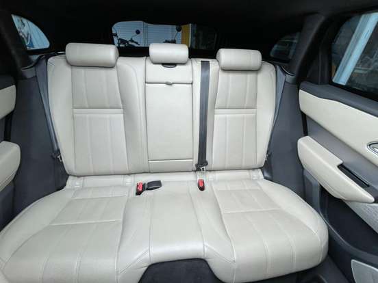 LAND ROVER-RANGE ROVER VELAR-2.0 P300 GASOLINA R-DYNAMIC SE AUTOMÁTICO LAND ROVER-RANGE ROVER VELAR-2019