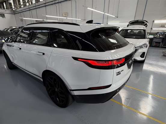 LAND ROVER-RANGE ROVER VELAR-2.0 P300 GASOLINA R-DYNAMIC SE AUTOMÁTICO LAND ROVER-RANGE ROVER VELAR-2018