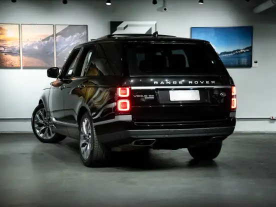 LAND ROVER-RANGE ROVER VOGUE-4.4 SE SDV8 4X4 TURBO DIESEL 4P AUTOMÁTICO LAND ROVER-RANGE ROVER VOGUE-2018