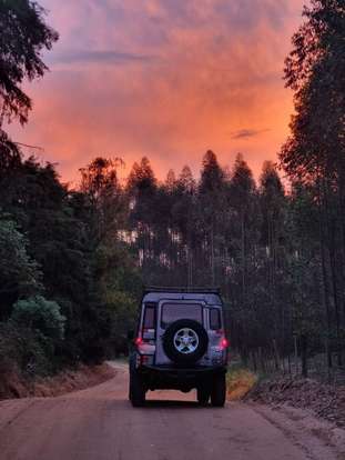 LAND ROVER-DEFENDER-2010