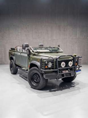 LAND ROVER-DEFENDER-2.5 CSW 110 4X4 TURBO DIESEL 4P MANUAL LAND ROVER-DEFENDER-2004