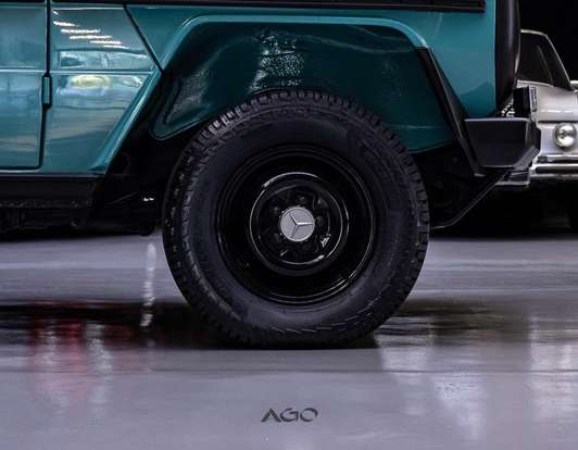 MERCEDES-BENZ-300 GD-1982
