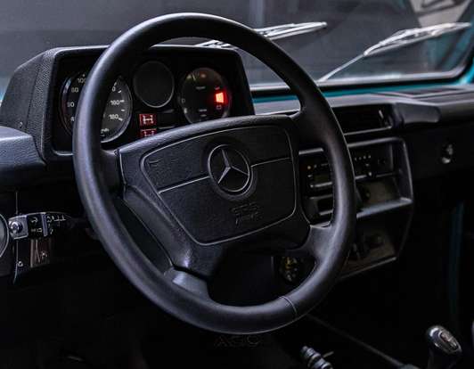 MERCEDES-BENZ-300 GD-1982