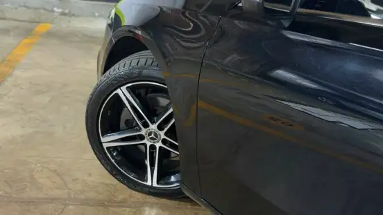 MERCEDES-BENZ-A 200-2019