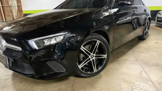 MERCEDES-BENZ-A 200-2019