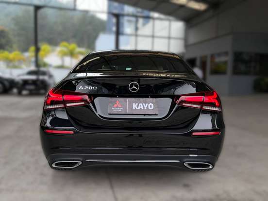 MERCEDES-BENZ-A 200-2019