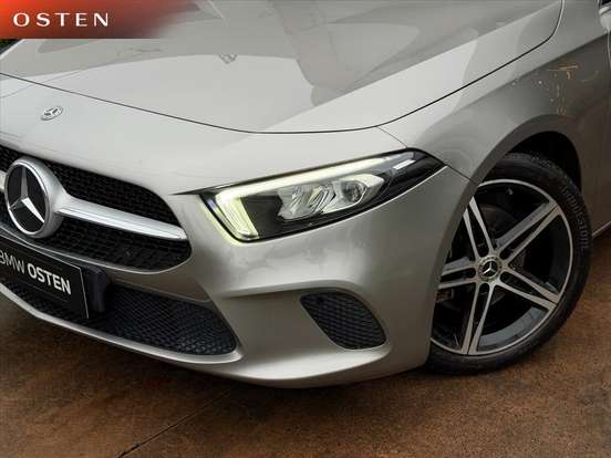 MERCEDES-BENZ-A 200-2020