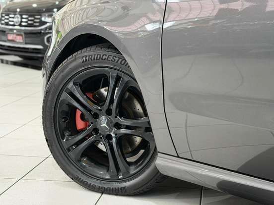 MERCEDES-BENZ-A 200-1.6 TURBO 16V FLEX 4P AUTOMÁTICO MERCEDES-BENZ-A 200-2015