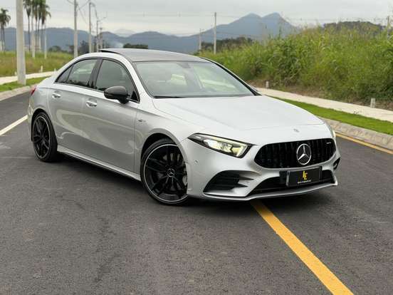 MERCEDES-BENZ-A 35 AMG-2020