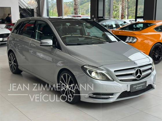 MERCEDES-BENZ B 200 1.6 SPORT TURBO GASOLINA 4P AUTOMÁTICO