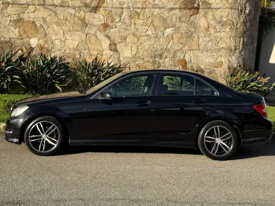 MERCEDES-BENZ-C 180-1.6 CGI SPORT 16V TURBO GASOLINA 4P AUTOMÁTICO MERCEDES-BENZ-C 180-2013