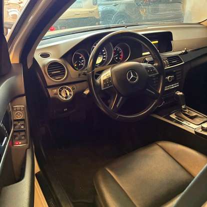 MERCEDES-BENZ-C 180-2012