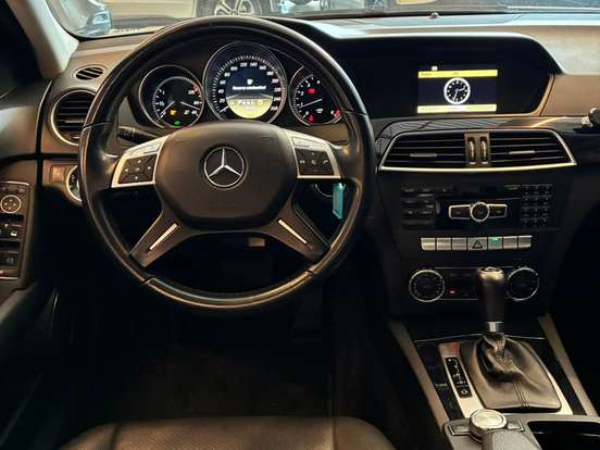 MERCEDES-BENZ-C 180-1.8 CGI CLASSIC 16V TURBO GASOLINA 4P AUTOMÁTICO MERCEDES-BENZ-C 180-2012