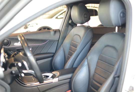 MERCEDES-BENZ-C 300-2017