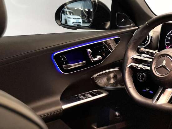 MERCEDES-BENZ-C 300-2024