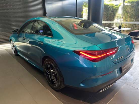 MERCEDES-BENZ-CLA 200-2024