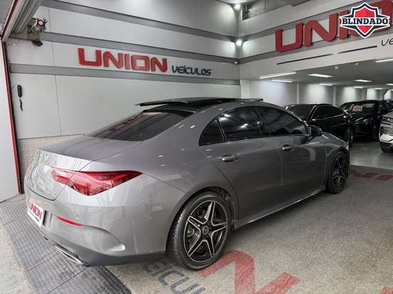 MERCEDES-BENZ-CLA 200-2024