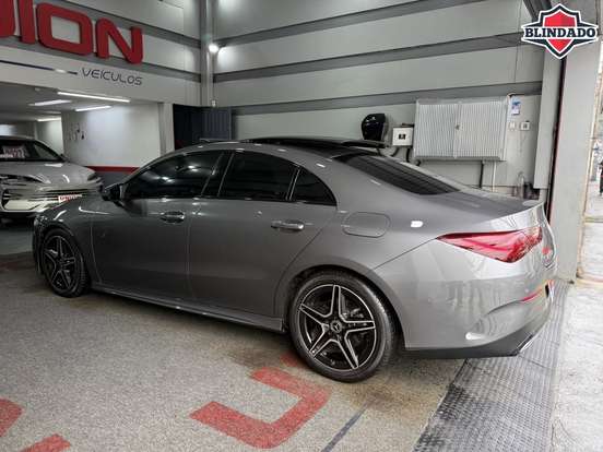 MERCEDES-BENZ-CLA 200-2024