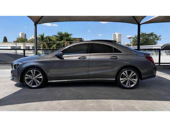 MERCEDES-BENZ-CLA 200-1.6 VISION 16V FLEX 4P AUTOMÁTICO MERCEDES-BENZ-CLA 200-2017