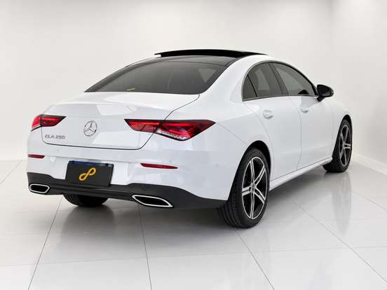 MERCEDES-BENZ-CLA 250-2.0 CGI GASOLINA 7G-DCT MERCEDES-BENZ-CLA 250-2022