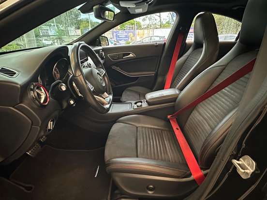 MERCEDES-BENZ-CLA 250-2016