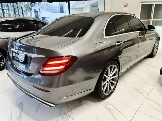 MERCEDES-BENZ-E 250-2.0 CGI GASOLINA EXCLUSIVE 9G-TRONIC MERCEDES-BENZ-E 250-2016