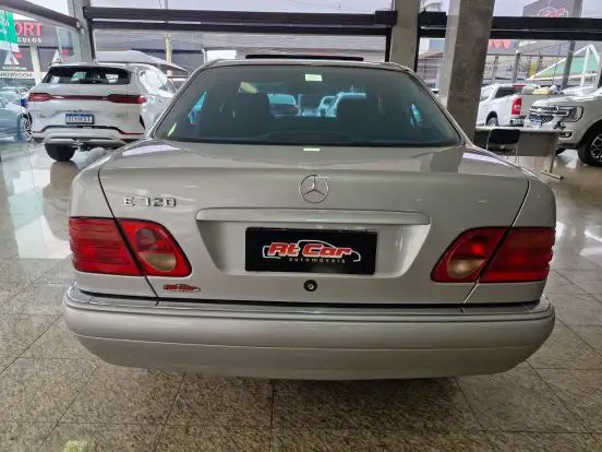 MERCEDES-BENZ-E 320-3.2 AVANTGARDE V6 GASOLINA 4P AUTOMÁTICO MERCEDES-BENZ-E 320-1998