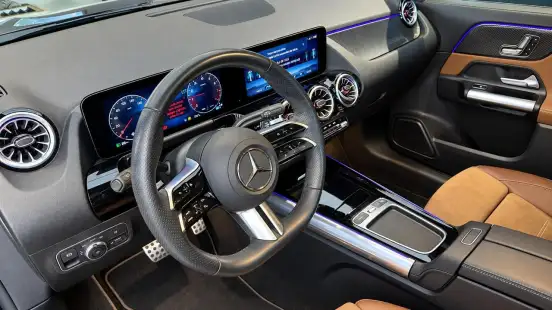 MERCEDES-BENZ-GLA 200-1.3 MHEV AMG LINE 7G-DCT MERCEDES-BENZ-GLA 200-2024