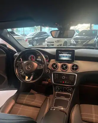 MERCEDES-BENZ-GLA 200-2015