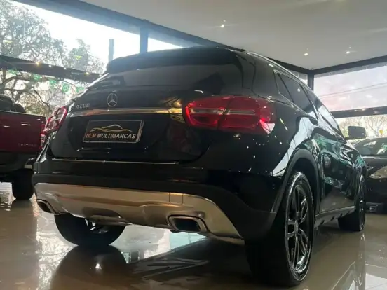 MERCEDES-BENZ-GLA 200-1.6 CGI ADVANCE 16V TURBO FLEX 4P AUTOMÁTICO MERCEDES-BENZ-GLA 200-2015