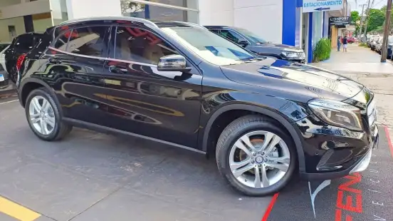 MERCEDES-BENZ-GLA 200-1.6 CGI ENDURO 16V TURBO FLEX 4P AUTOMÁTICO MERCEDES-BENZ-GLA 200-2017