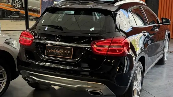 MERCEDES-BENZ-GLA 200-2016