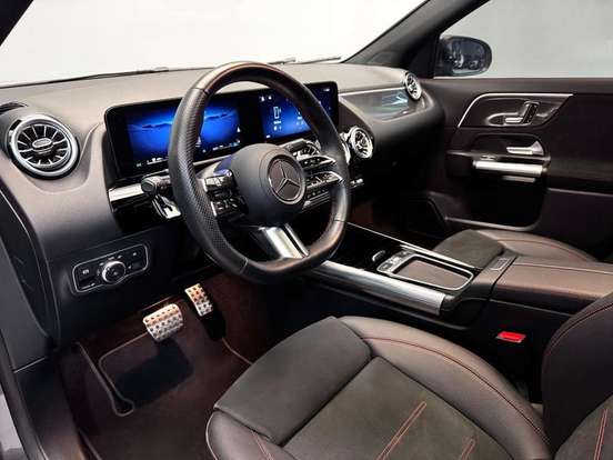 MERCEDES-BENZ-GLA 200-1.3 MHEV AMG LINE 7G-DCT MERCEDES-BENZ-GLA 200-2024