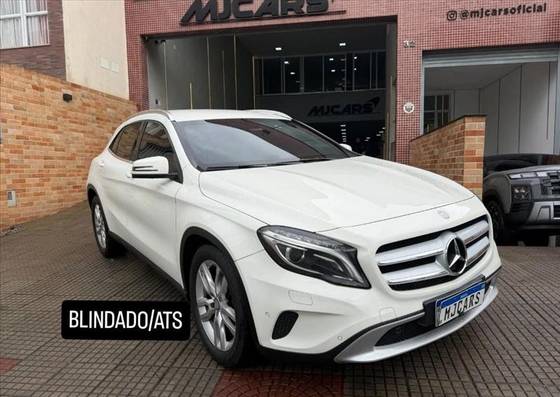 MERCEDES-BENZ GLA 200 1.6 CGI ADVANCE 16V TURBO FLEX 4P AUTOMÁTICO