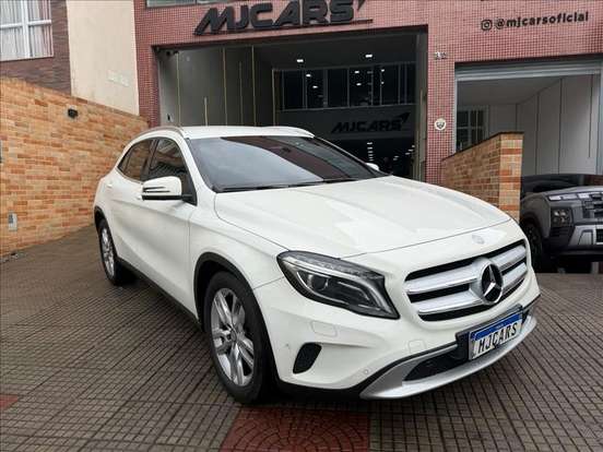 MERCEDES-BENZ-GLA 200-1.6 CGI ADVANCE 16V TURBO FLEX 4P AUTOMÁTICO MERCEDES-BENZ-GLA 200-2015
