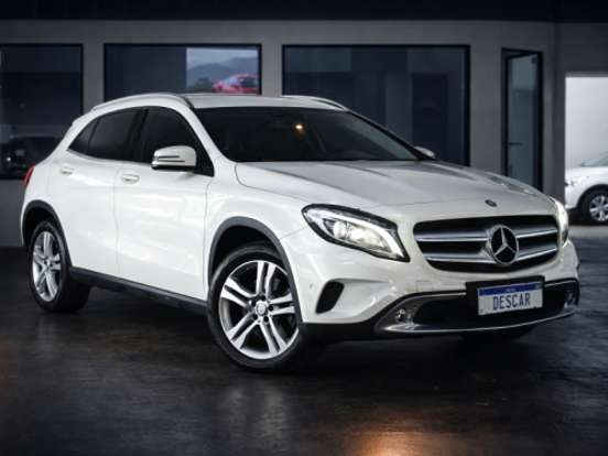 MERCEDES-BENZ-GLA 200-1.6 CGI ENDURO 16V TURBO FLEX 4P AUTOMÁTICO MERCEDES-BENZ-GLA 200-2016