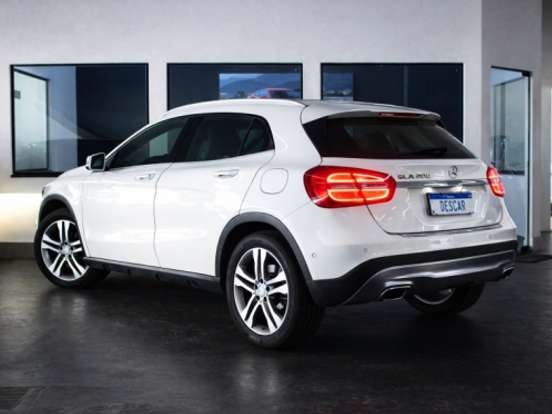 MERCEDES-BENZ-GLA 200-1.6 CGI ENDURO 16V TURBO FLEX 4P AUTOMÁTICO MERCEDES-BENZ-GLA 200-2016
