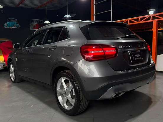 MERCEDES-BENZ-GLA 200-1.6 CGI FLEX ADVANCE 7G-DCT MERCEDES-BENZ-GLA 200-2018