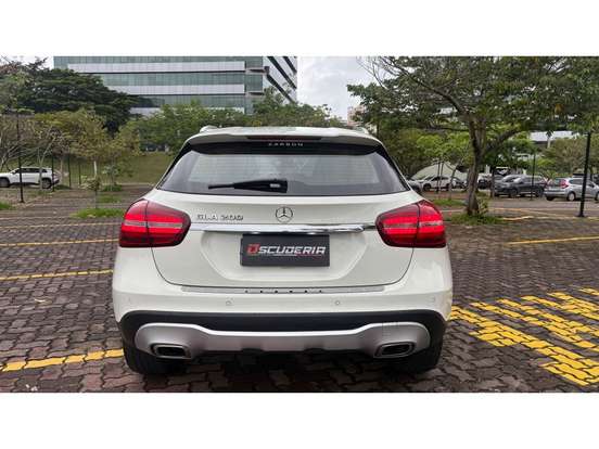 MERCEDES-BENZ-GLA 200-1.6 CGI FLEX ADVANCE 7G-DCT MERCEDES-BENZ-GLA 200-2017