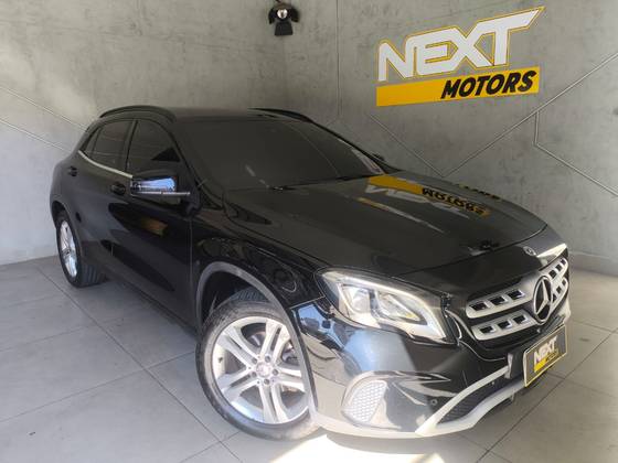 MERCEDES-BENZ GLA 200 1.6 CGI FLEX STYLE 7G-DCT