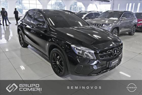 MERCEDES-BENZ GLA 200 1.6 CGI FLEX STYLE 7G-DCT