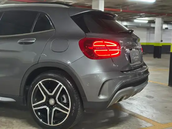 MERCEDES-BENZ-GLA 250-2.0 16V TURBO GASOLINA SPORT 4P AUTOMÁTICO MERCEDES-BENZ-GLA 250-2015