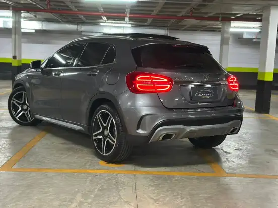MERCEDES-BENZ-GLA 250-2.0 16V TURBO GASOLINA SPORT 4P AUTOMÁTICO MERCEDES-BENZ-GLA 250-2015