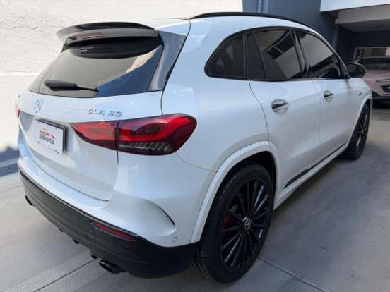 MERCEDES-BENZ-GLA 35 AMG-2022