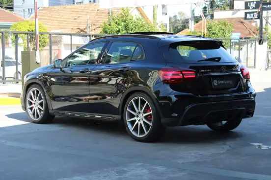 MERCEDES-BENZ-GLA 45 AMG-2.0 CGI GASOLINA 4MATIC SPEEDSHIFT MERCEDES-BENZ-GLA 45 AMG-2017