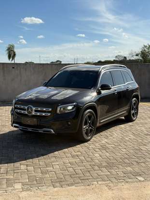 MERCEDES-BENZ-GLB 200-2020