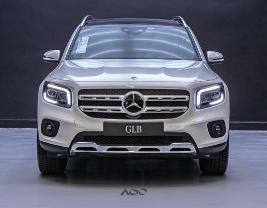 MERCEDES-BENZ-GLB 200-2022