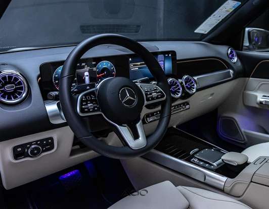 MERCEDES-BENZ-GLB 200-2022