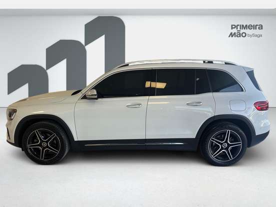 MERCEDES-BENZ-GLB 200-2023