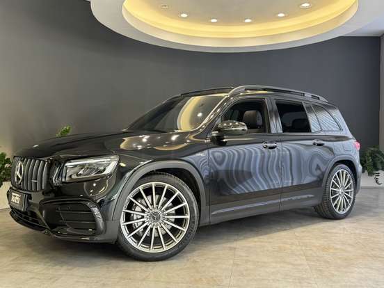 MERCEDES-BENZ-GLB 35 AMG-2024